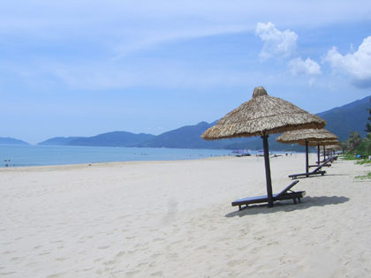 Lang Cô, une des plus belles baies du monde